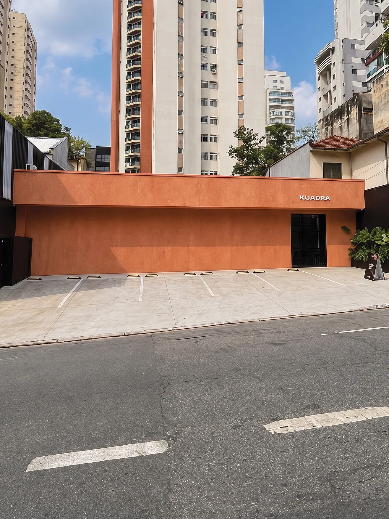 Fachada da Kuadra em Pinheiros, São Paulo